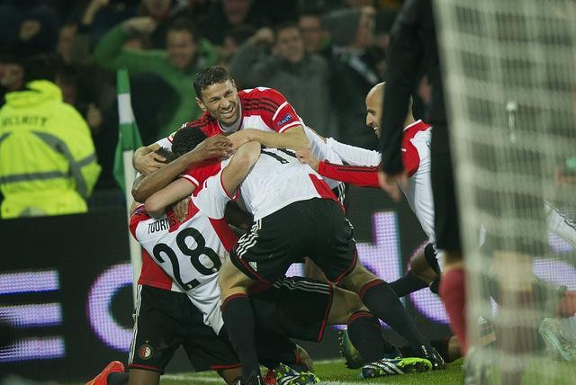 为决定性因 为决定性因