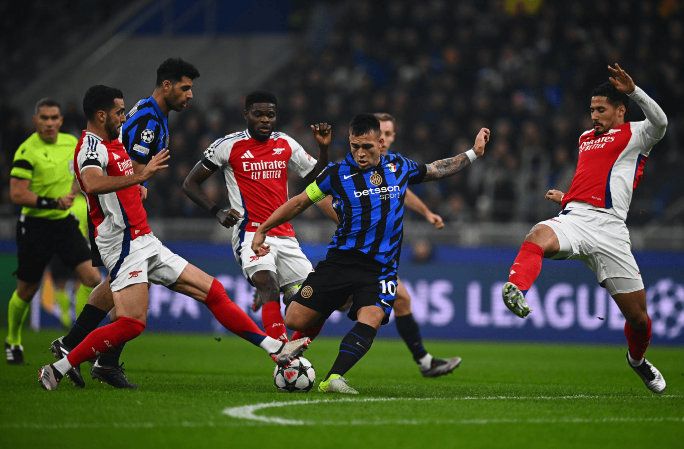 滑球在同隧 滑球在同隧