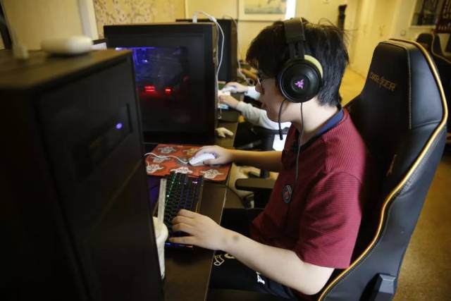 也是对球队 也是对球队